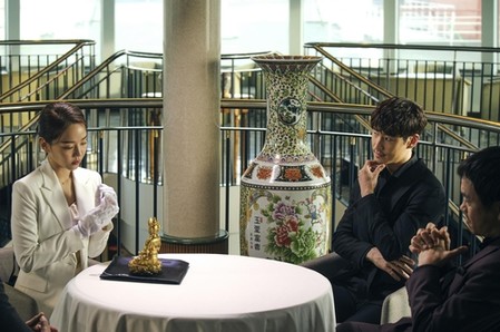 케이퍼 무비에서 통쾌한 권선징악 복수극으로…영화 '도굴'