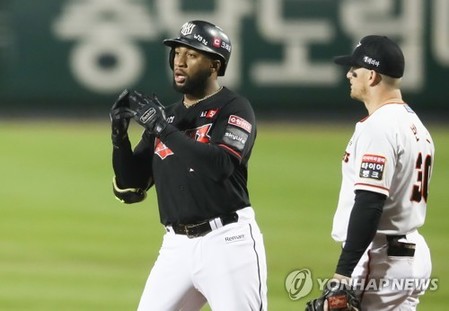 KT Wiz slugger Rojas Jr. comes up one category shy of KBO Triple Crown