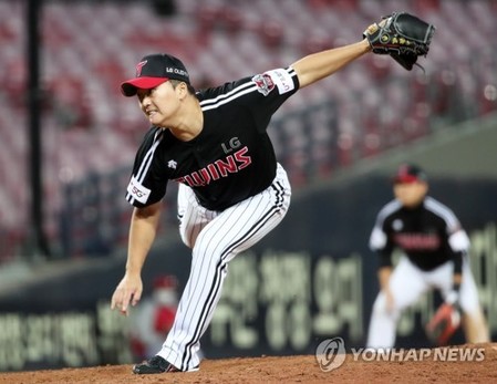 KBO club closer puts postseason nightmares behind for fresh start