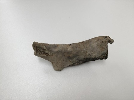 경주 석탈해 사당터서 잔 받침 등 제사 관련 유물 발견