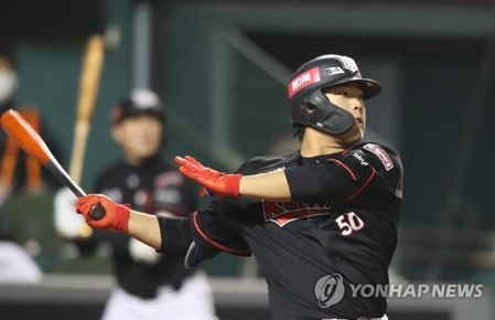 Ahead of 1st KBO postseason, KT Wiz manager mulling lineup shuffle