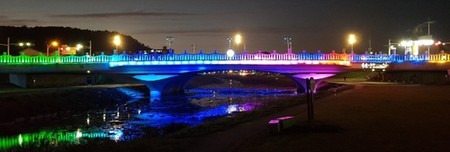 [픽! 정읍] 야경 명소로 탈바꿈한 정읍천 '샘골다리'