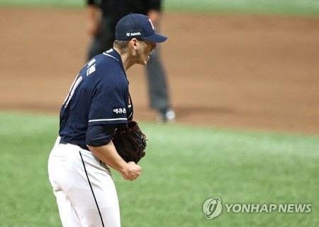 '두달 공백' 두산 플렉센, 포스트시즌서 이자까지 더해 갚았다