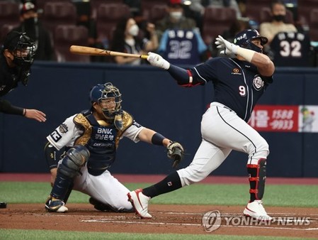 KS 1차전 병살타 2개…운조차 따르지 않는 페르난데스