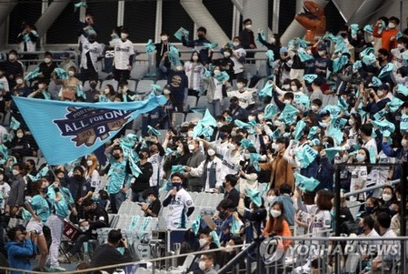 프로야구 한국시리즈 2차전 매진…누적 관중 7만9천112명