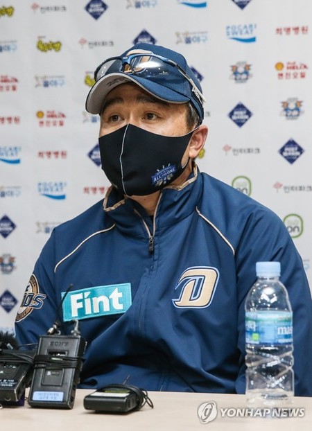 이동욱 NC 감독 "알테어 마스크 착용 문제, 잘 설득하겠다"
