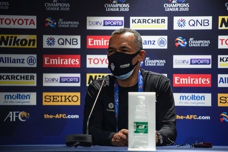 'ACL 탈락' 전북 모라이스 "좋은 결과 못내 팬들에게 미안"