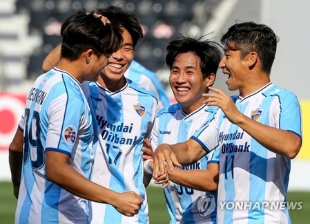 울산, 상하이에 4-1 완승…ACL 조별리그 '5승 1무' 피날레