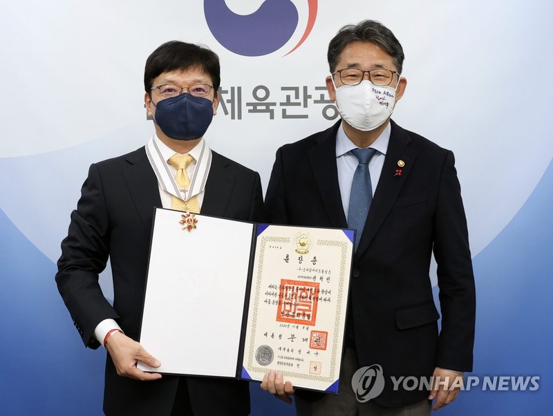 '게임 첫 문화훈장' 스마일게이트 권혁빈 "고티 최다 수상 도전"