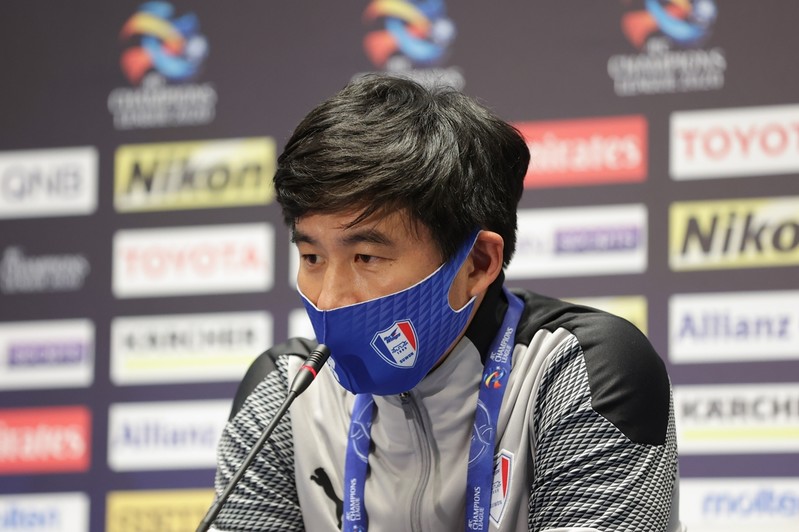 'ACL 8강 탈락' 수원 박건하 "퇴장에 힘든 경기…선수들은 최선"