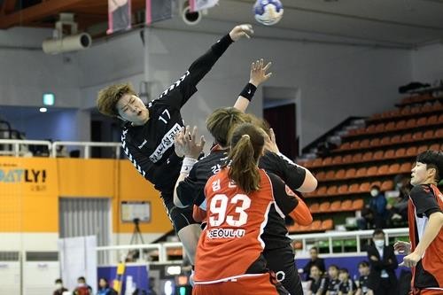 여자핸드볼 간판 류은희, 무릎 인대 부분 파열…전치 8주