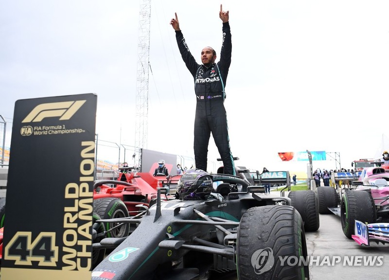 '슈마허 기록 경신' F1 해밀턴, BBC 선정 '올해의 스포츠인'