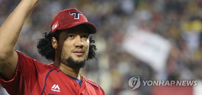 'KBO리그 다승왕' 헥터, 대만 진출…소사와 한솥밥