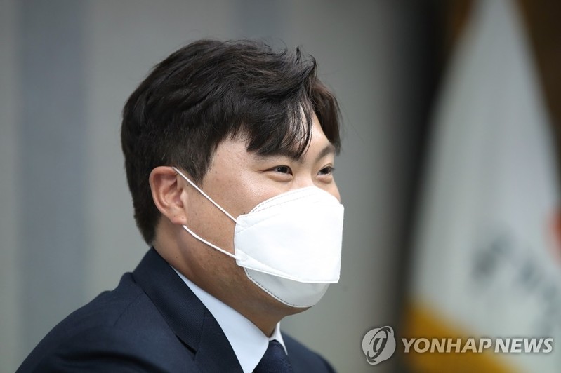 류현진 토론토 입단 1주년…"8천만달러, 과하지 않았다"