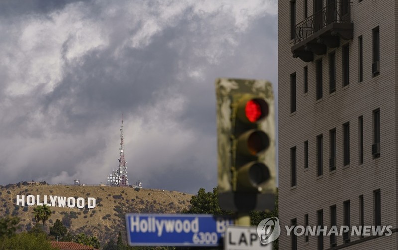 미 할리우드, 코로나 확산에 TV 프로그램 일시 제작 중단