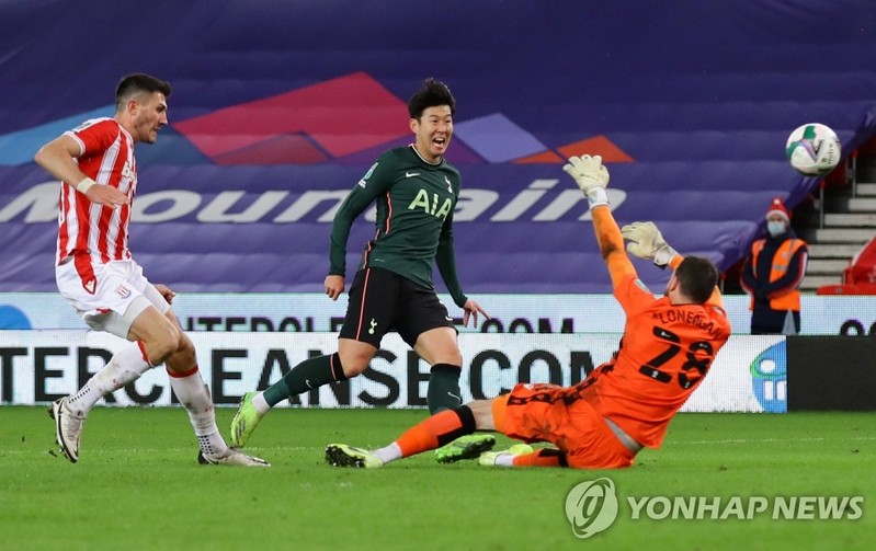 잉글랜드축구 리그컵 준결승·결승 교체선수 5명으로 확대