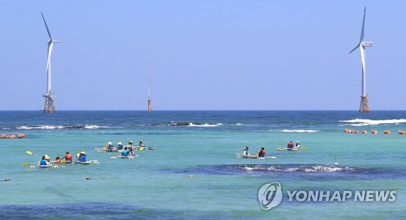 관광객 몰리는 제주 월정리 해변 지정해수욕장으로 거듭난다