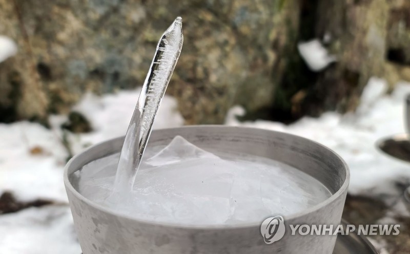 [픽! 진안] 마이산 '신비의 역고드름'