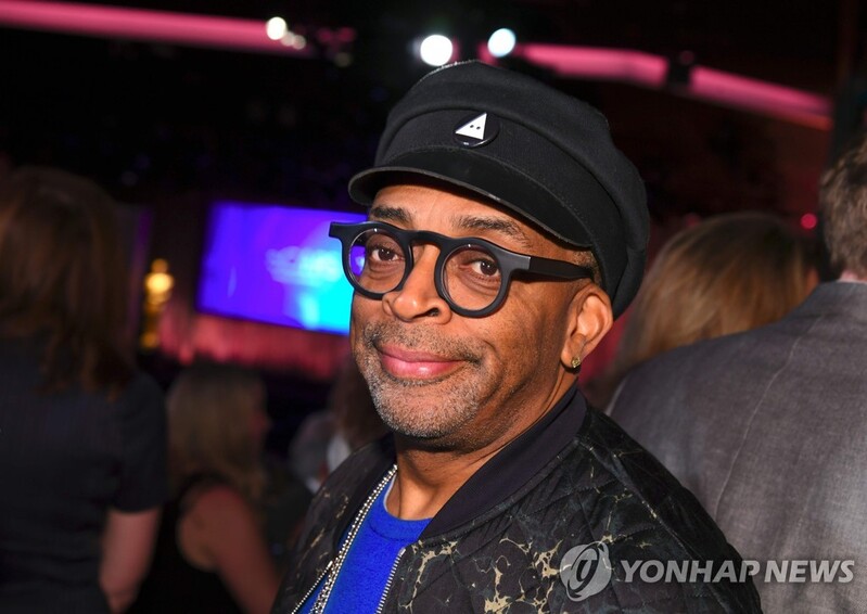 스파이크 리 "트럼프, 히틀러처럼 역사 속에서 침몰할 것"