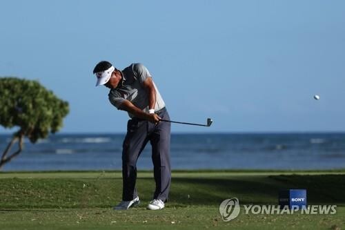 '세월 거스르는' 51세 최경주, PGA투어 첫날 선두에 2타차 4위