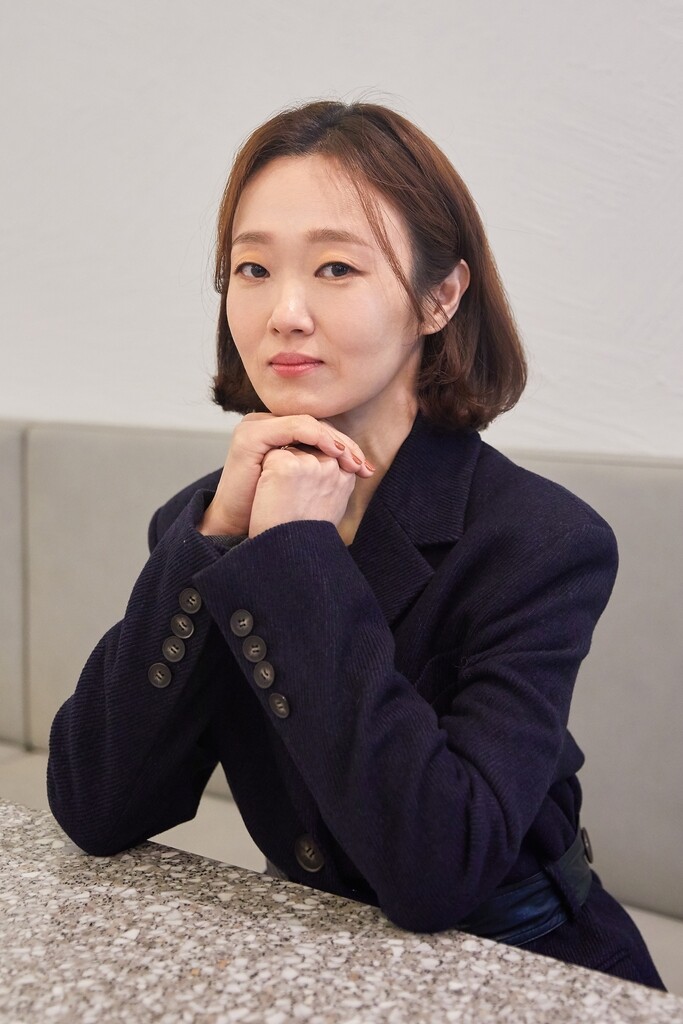 '런 온' 이봉련 "관객에게 낯선 느낌 주는 배우 되고 싶어요"