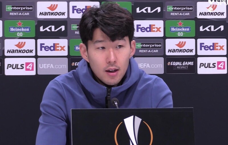 손흥민, 유로파 경기 앞둔 회견서 재계약 질문에 "현재에 집중"