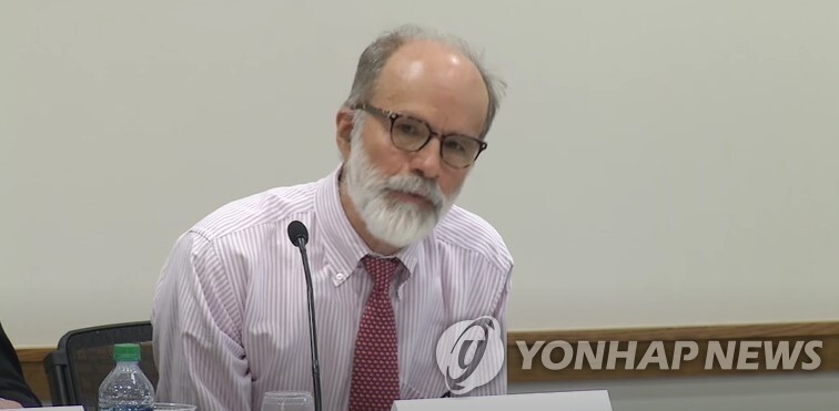 '램지어 지키기' 나선 일본 극우…"교수님 답장받았다" 주장도