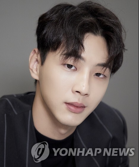 '학폭' 논란 지수, KBS 드라마 '달이 뜨는 강' 하차