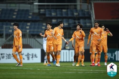 Newly promoted Jeju United stay undefeated in K League 1 thanks to suffocating defense