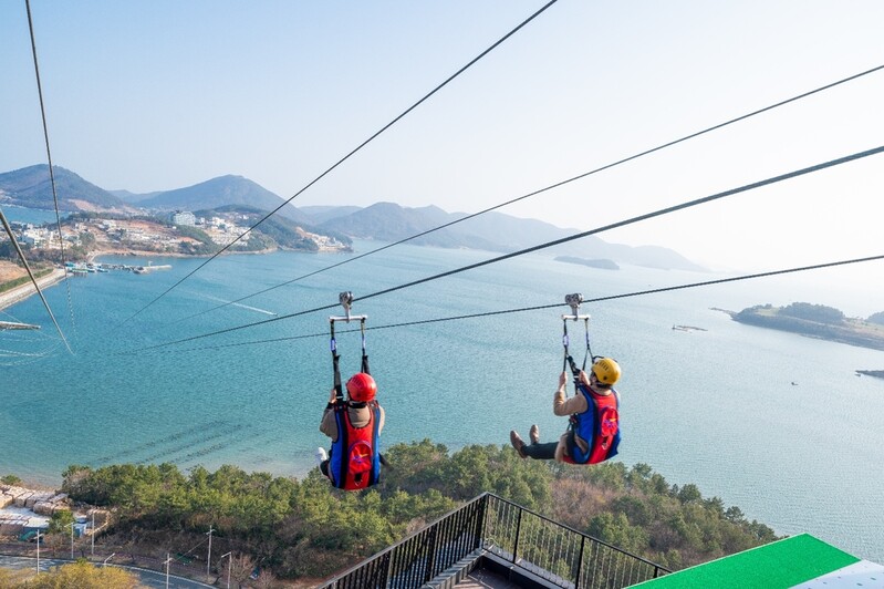 라마다 프라자 여수호텔, 1.2km 해상 짚트랙 개장