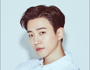 2PM's Junho discharged from military