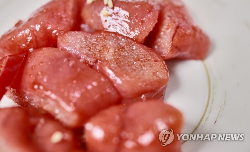 [알쏭달쏭 바다세상Ⅲ](7) 짭조름한 맛에 톡톡 튀는 식감 '부산 명란'의 변신