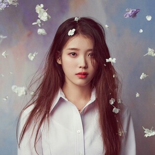 Songstress IU marks the end of her twenties with a grand finale album, "LILAC"
