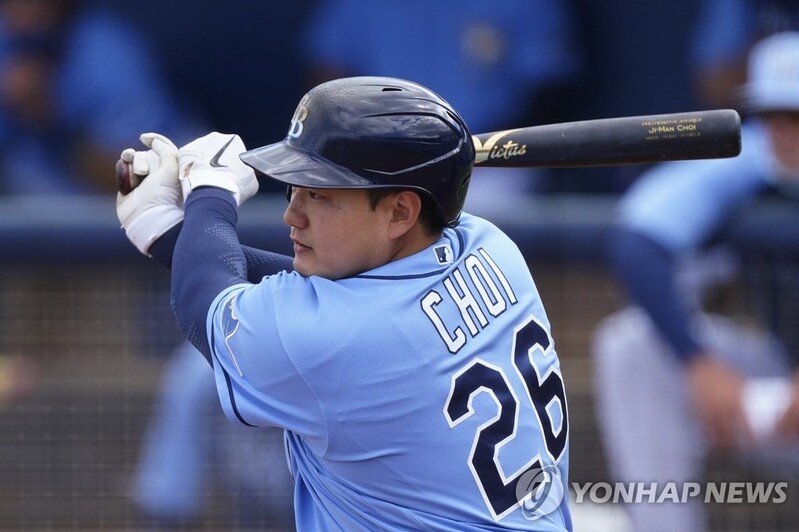 Injured Rays' infielder Choi Ji-man resumes training, itching to get back