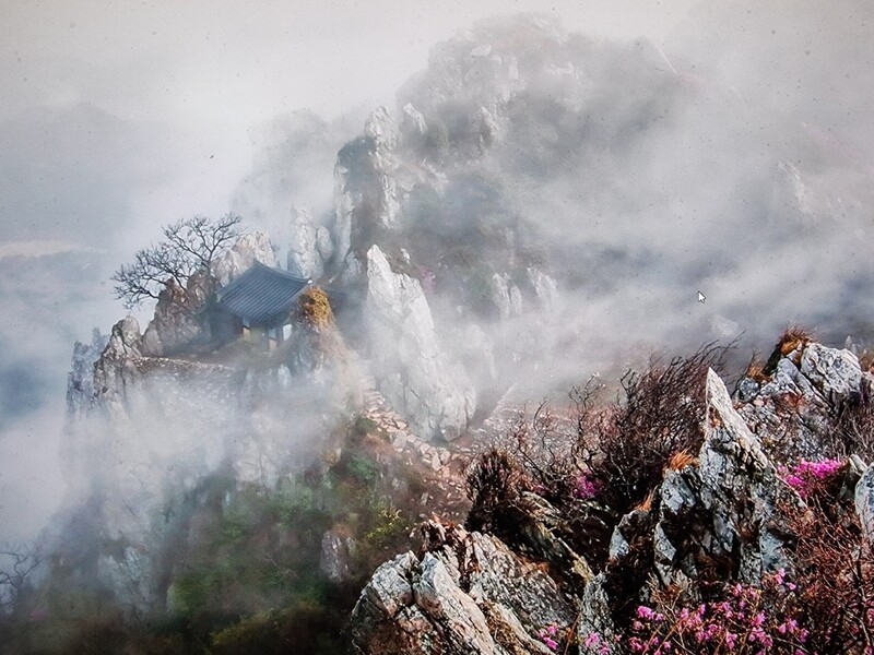 [픽! 해남] 운무에 갇힌 도솔암 비경…신선이 머물다 떠난 듯