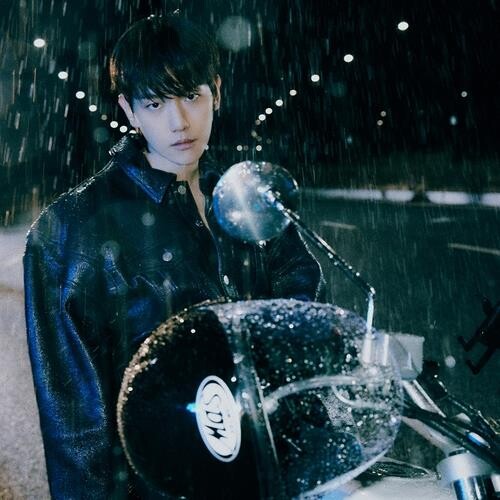 Baekhyun's 'Bambi' sells 760,000 copies on first day