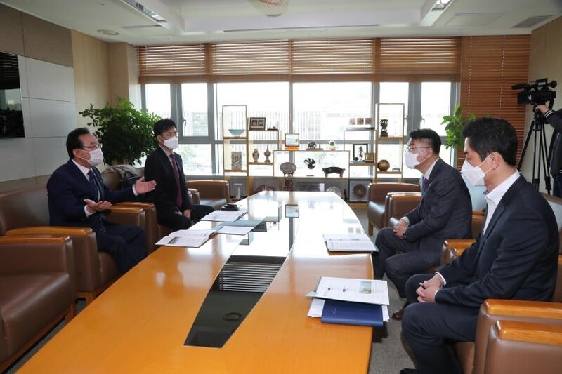 송철호 울산시장, 국토부에 '강동 임대주택 공급' 재고 요청