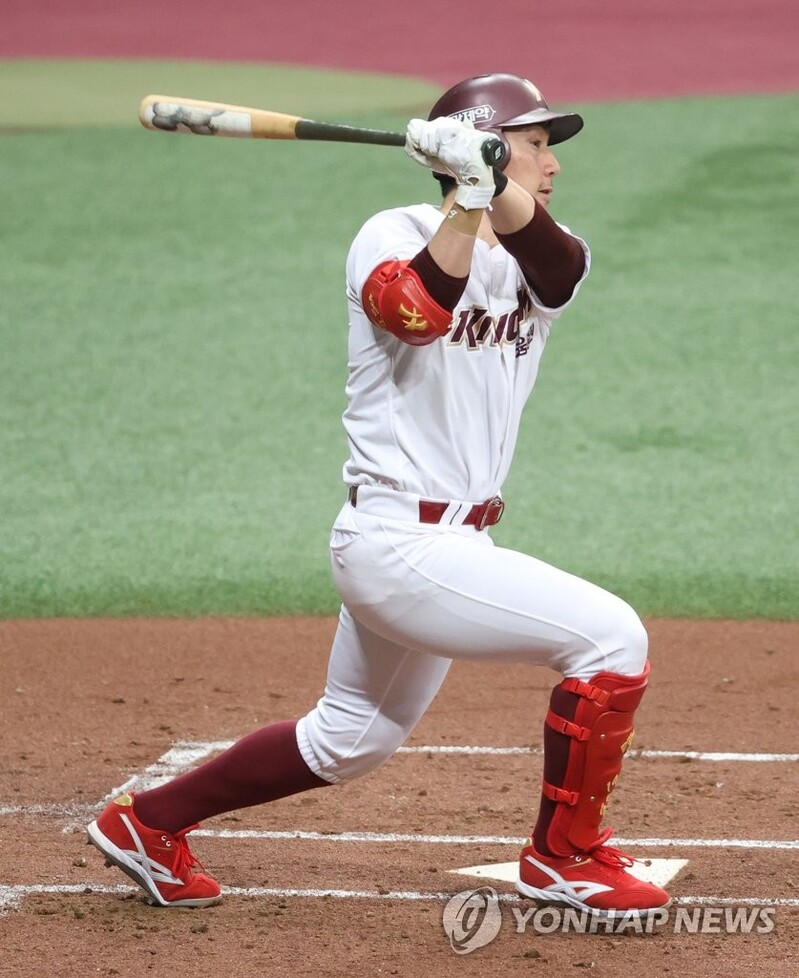 Veteran KBO infielder says team fueled by underdog talk