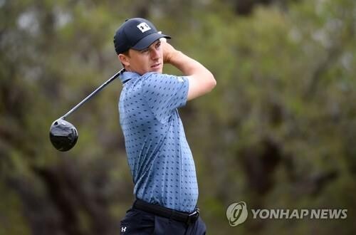 '골든보이의 귀환' 스피스, 3년9개월 만에 PGA투어 우승