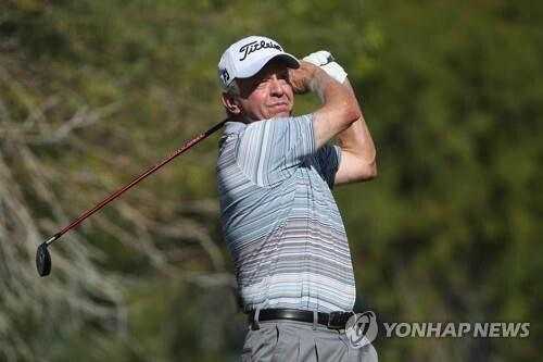 타이거 우즈 '연장불패' 깬 메이페어, 자폐증 투병 공개