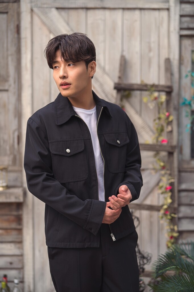 '비와 당신의 이야기' 강하늘 "사랑 전 단계가 주는 설렘 담아"