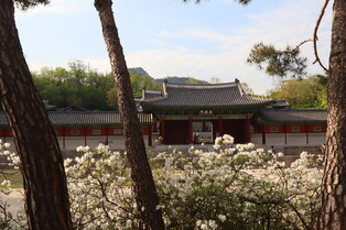 Gyeonghuigung--another heart of Joseon Dynasty
