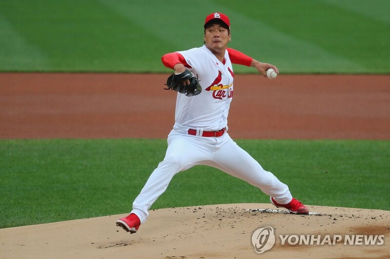 Cardinals' Kim Kwang-hyun gets no-decision despite good start