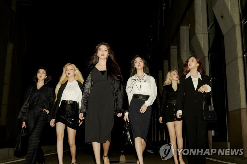 (LEAD) Girl group GFRIEND members go separate ways after six years