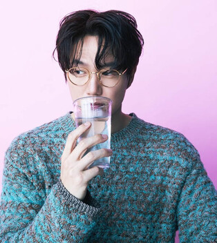 Prince of Ballads Sung Si-kyung to release a dance song for the first time at age 43