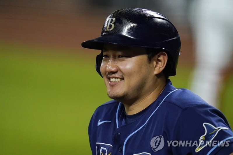최지만, 대타로 나와 역전타 등 2안타 2타점 2득점