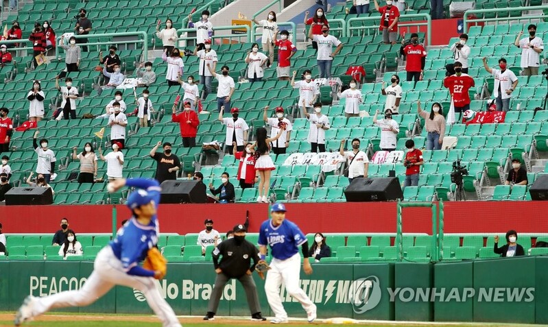 New pro sports contract to force teams to inform players before trades