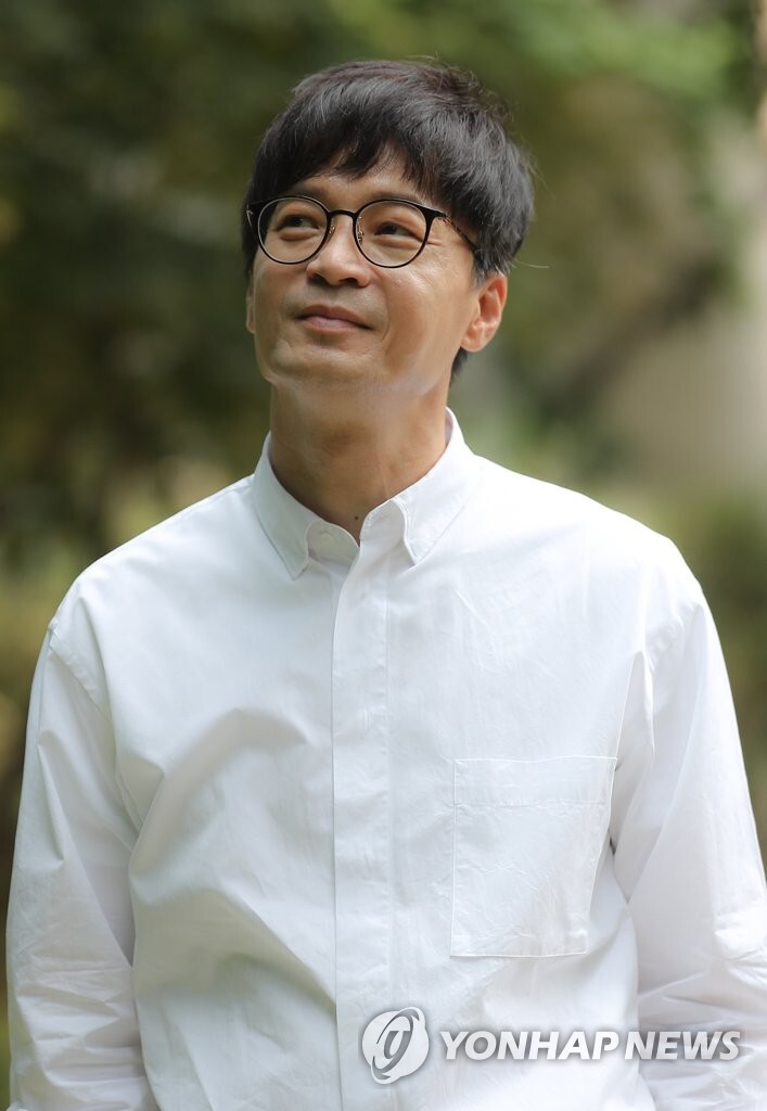 "50년간 낮은 데로 흐른 아침이슬, 이제 바다가 됐어요"