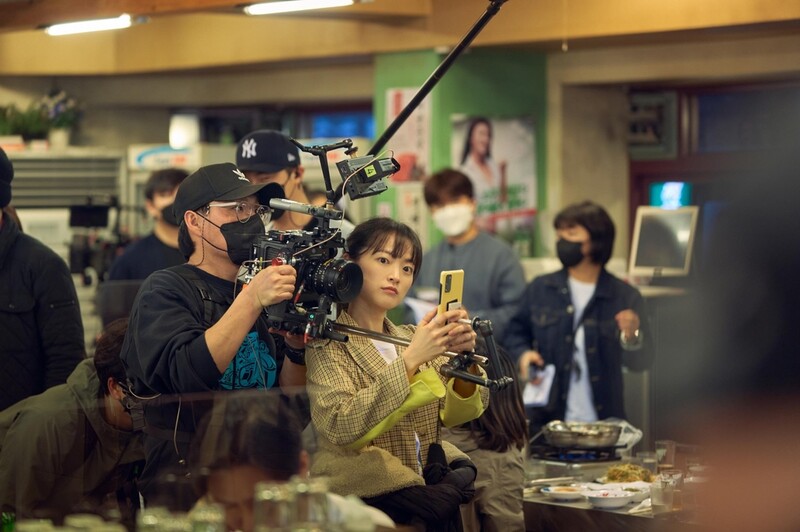 임시완·천우희 주연 '스마트폰을 떨어뜨렸을 뿐인데' 크랭크업