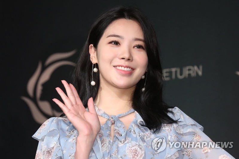 Ex-After School member Lizzy put on trial for charges of drunk driving